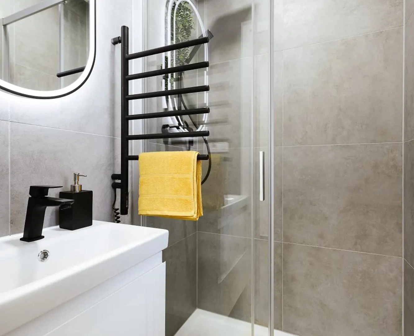 Luxury Musicians Apartment In Central Prague By Metro Vysehrad